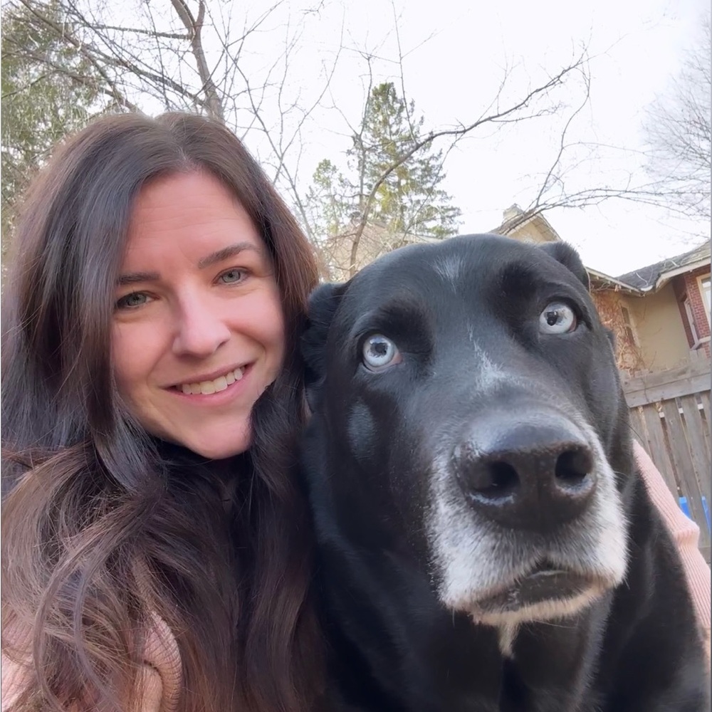 Meet your Posher, Laura